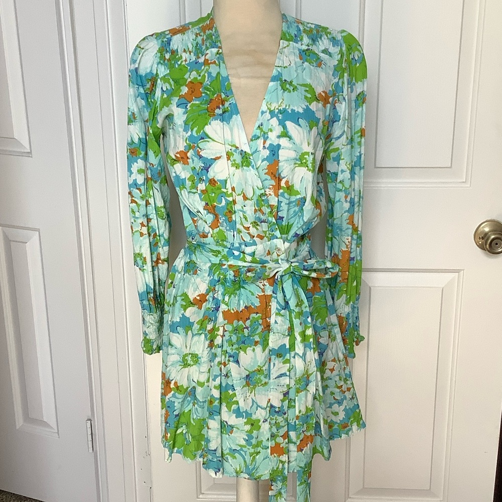 Faithful the brand blue & green floral print long sleeve mini dress. Size 6.